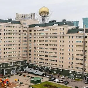 25 вид на байтерек для 1-4 человек с кроватью и раскладным диваном Апартаменты